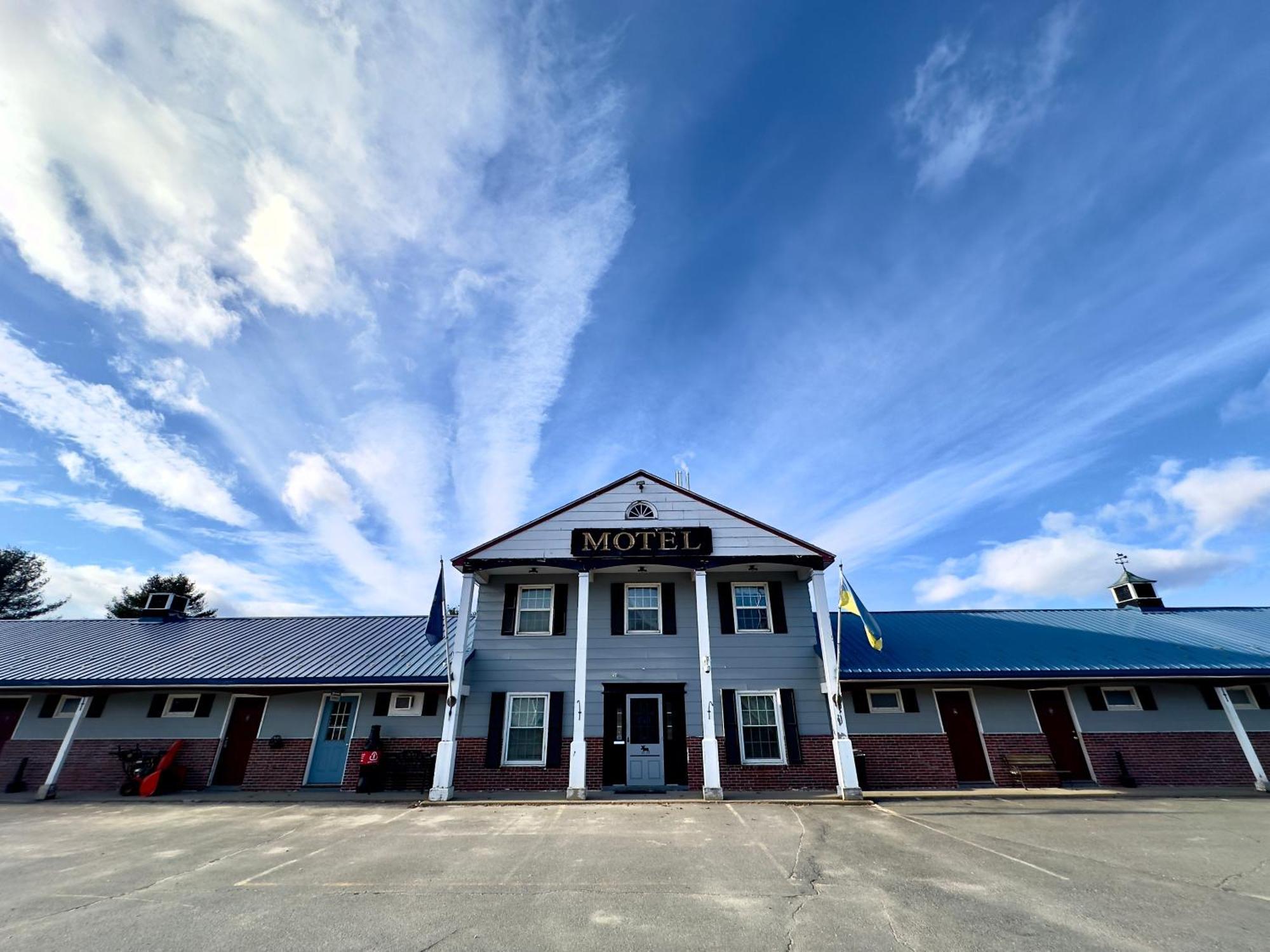 Colonial Valley Motel Farmington Esterno foto