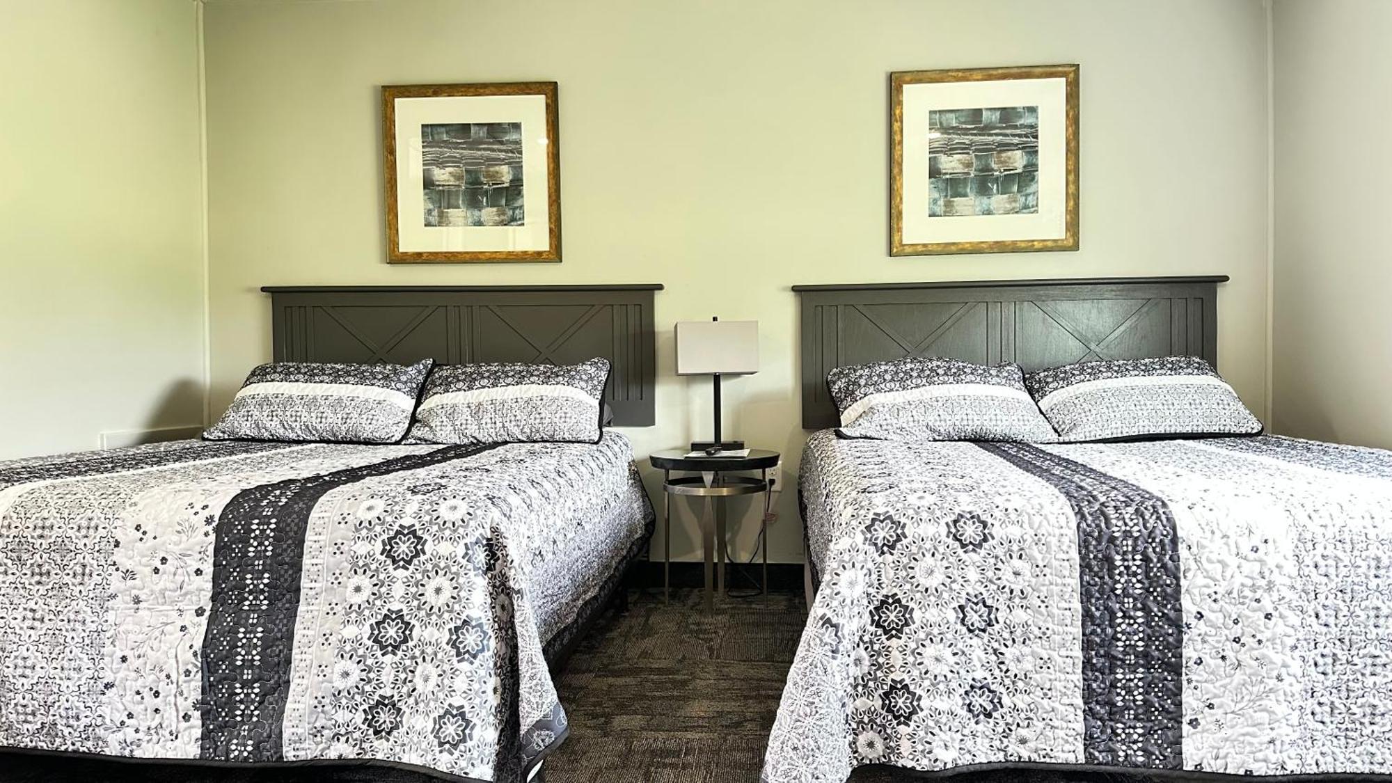 Colonial Valley Motel Farmington Esterno foto